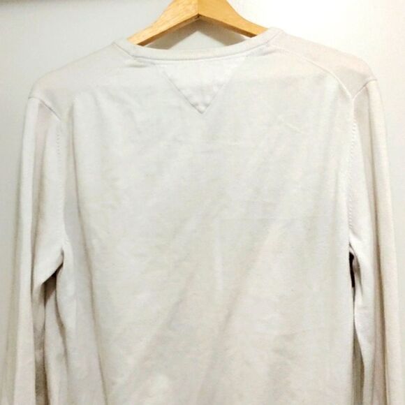Vintage Tommy Hilfiger Sweater - Picture 9 of 9